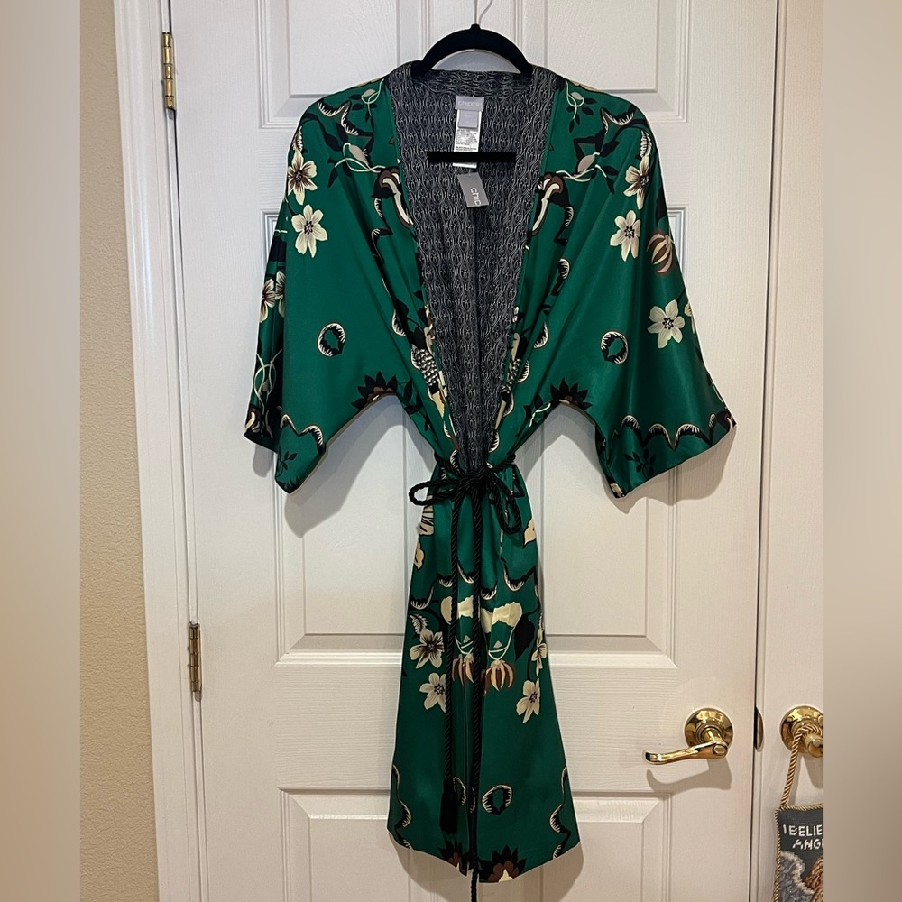 Chico’s Boutique brand Satin Floral Green Kimono Style Satin Robe
